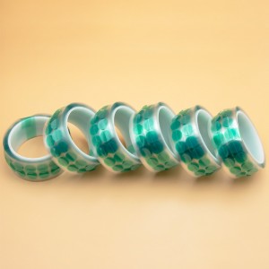 Cajalad Goynta Polyester Die oo leh Gacanka Wishlafta ee Dahaarka budada ah iyo Duminta