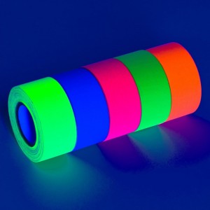 Ուլտրամանուշակագույն Blacklight նեոնային լյումինեսցենտային կպչուն ժապավեն՝ զվարճանքի ձևավորման համար